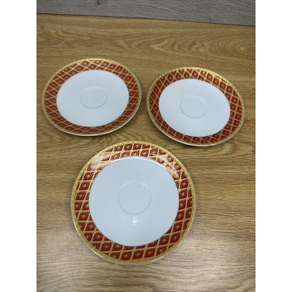 Highgate Manor Royal Tiara Red & Gold Diamond 6” Saucer ~3 Pc Set - Picture 2 of 7